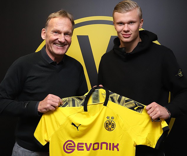 雪原双子！网友赛后偶遇Bin和Xun一起吃饭