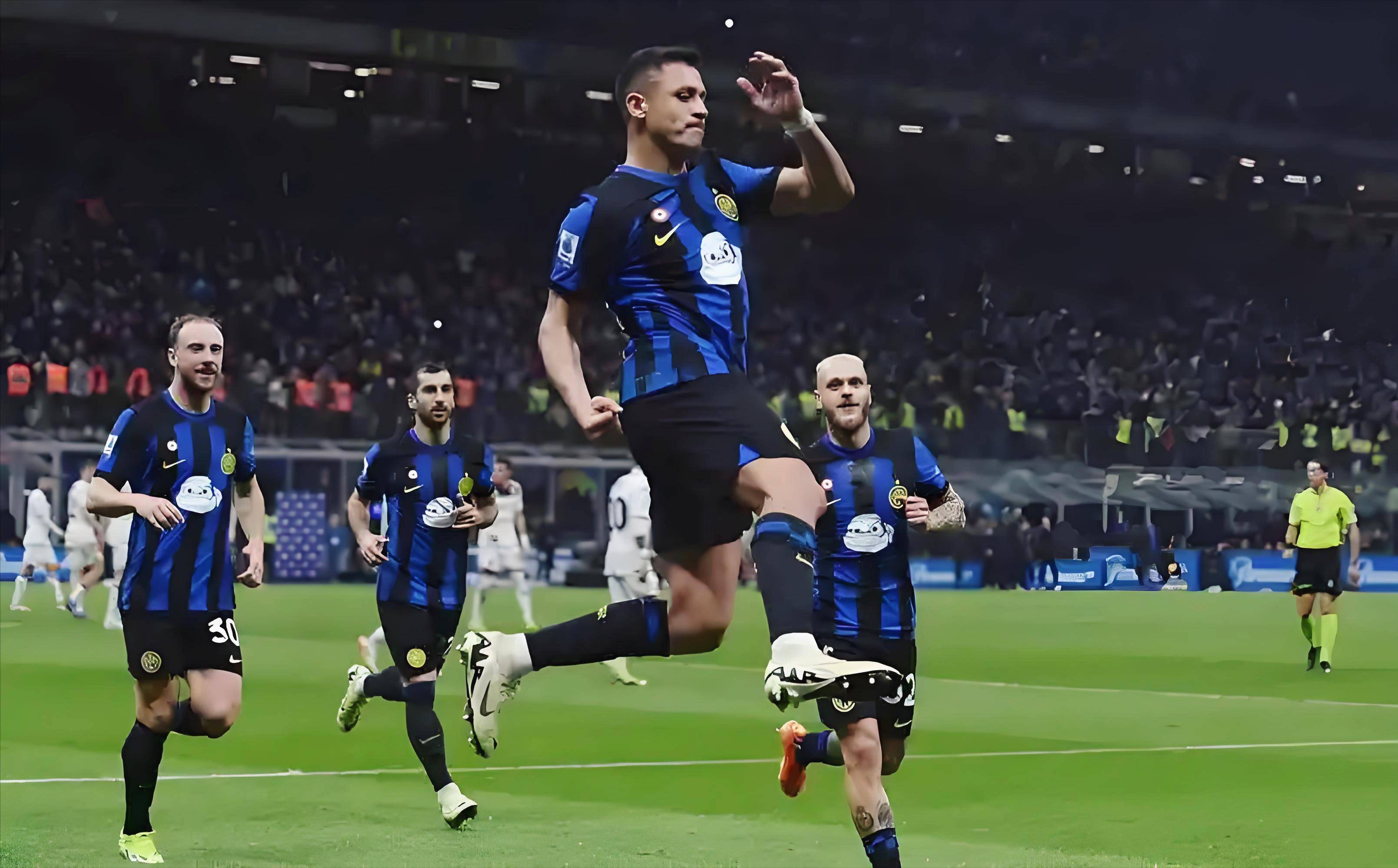 战队教练谈阵容打法变化